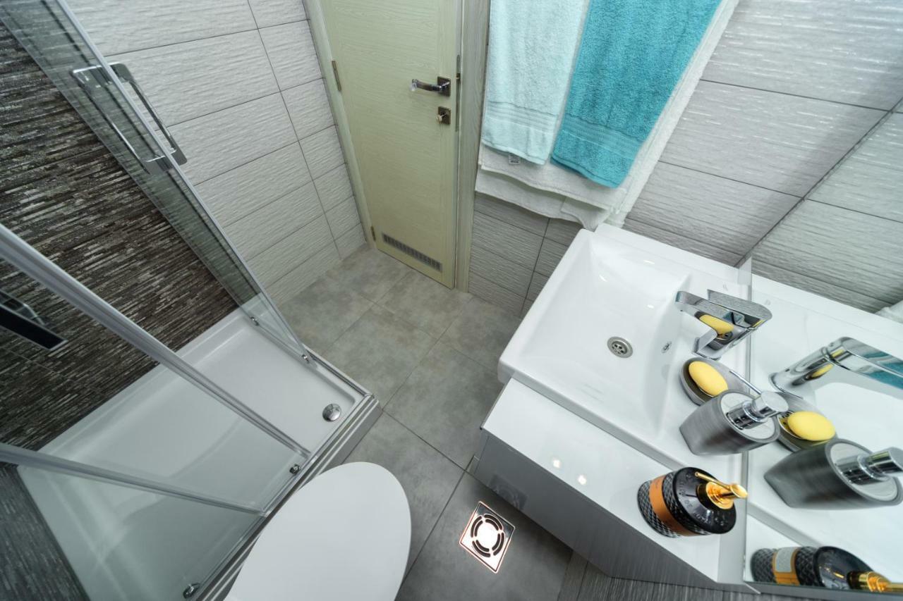Apartmani Tref Petrovac Екстер'єр фото