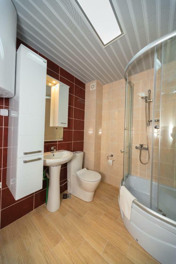 Apartmani Tref Petrovac Екстер'єр фото